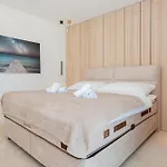 Seafront Aurea With Pool And Seaview