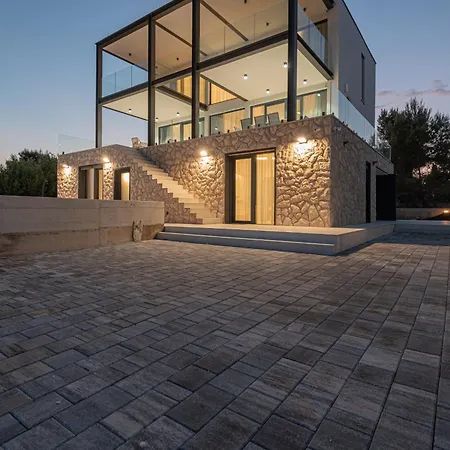Seafront Aurea With Pool And Seaview Villa *