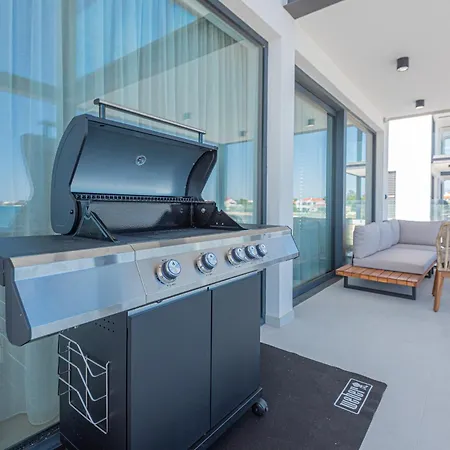וילה Seafront Aurea With Pool And Seaview *