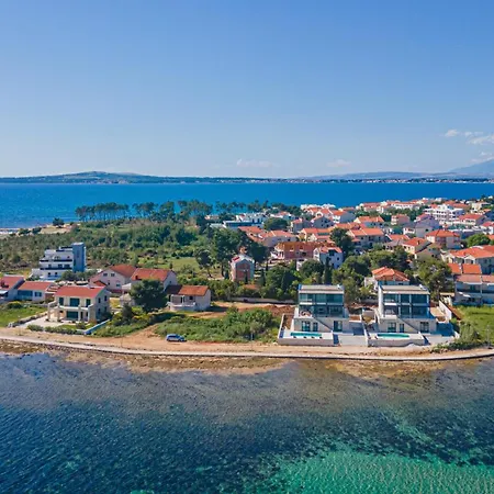 Seafront Aurea With Pool And Seaview * Privlaka (Zadar)