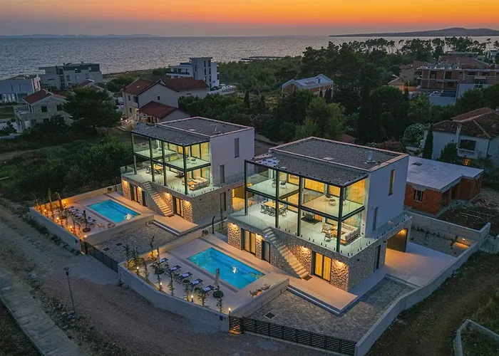 Seafront Aurea With Pool And Seaview Villa Privlaka